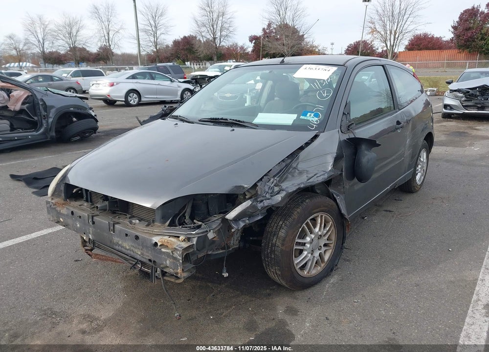 2005 FORD FOCUS ZX3 VIN: 3FAFP31N75R146071