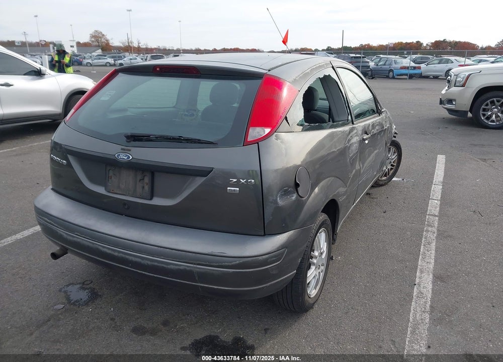 2005 FORD FOCUS ZX3 VIN: 3FAFP31N75R146071
