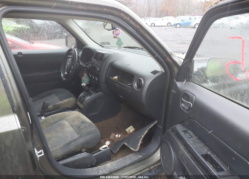 2015 JEEP PATRIOT LATITUDE VIN: 1C4NJRFB9FD218150