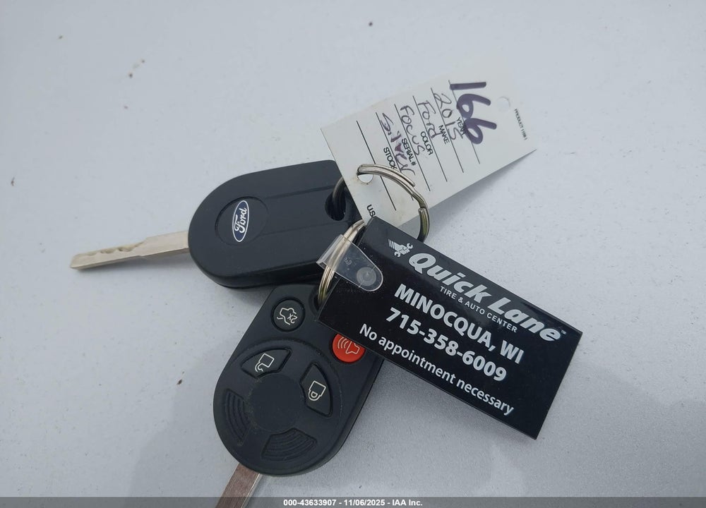 2014 FORD FOCUS SE VIN: 1FADP3K28EL449516