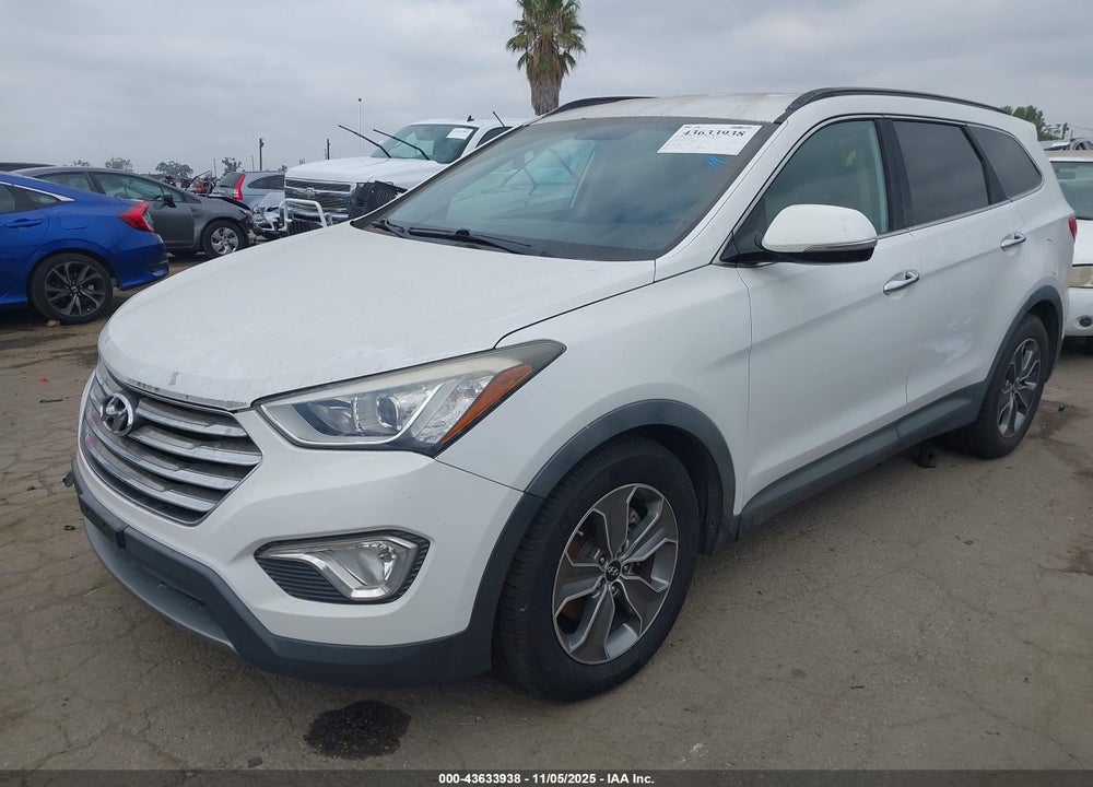 2014 HYUNDAI SANTA FE VIN: KM8SN4HF7EU057012