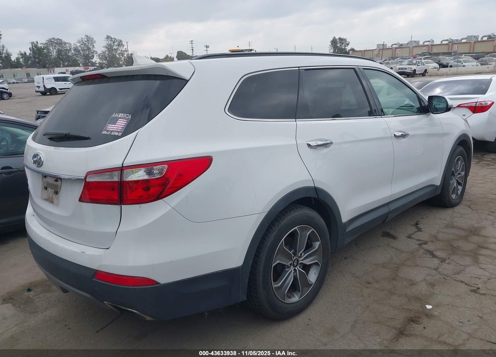 2014 HYUNDAI SANTA FE VIN: KM8SN4HF7EU057012