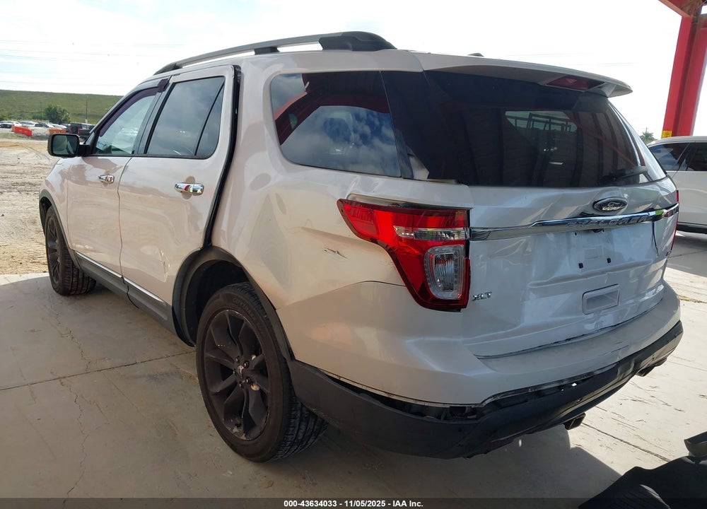 2011 FORD EXPLORER XLT VIN: 1FMHK8D83BGA79553