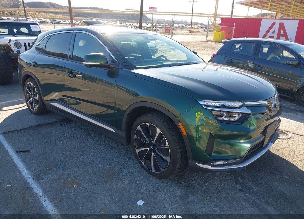 2023 VINFAST VF 8 PLUS VIN: RLLV1AFA8PH002704