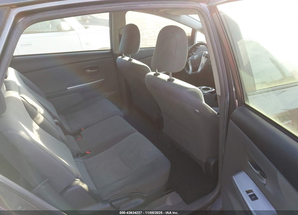 2013 TOYOTA PRIUS V THREE VIN: JTDZN3EU4D3223569