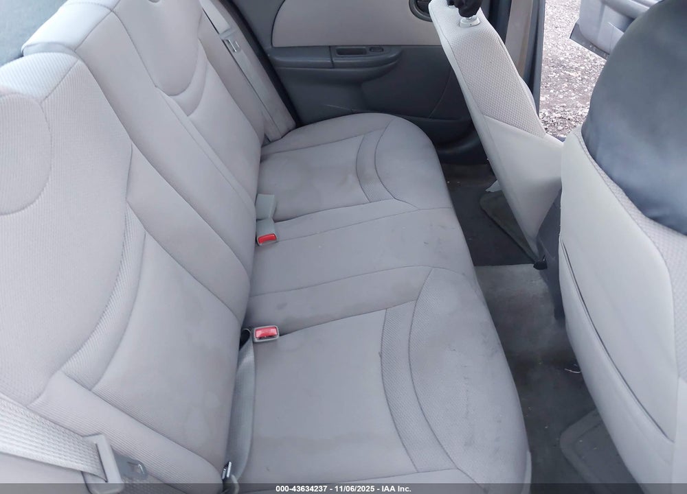 2004 SATURN ION 2 VIN: 1G8AJ52F14Z231386