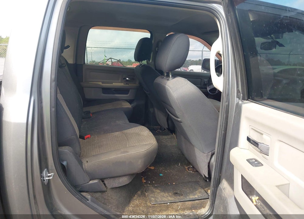 2011 RAM 1500 SLT VIN: 1D7RV1CT1BS622365