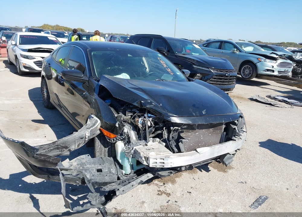 2019 HONDA CIVIC LX VIN: 19XFC2F6XKE015771
