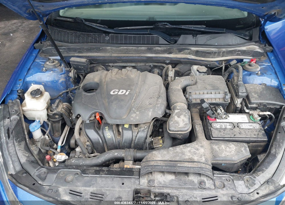 2011 KIA OPTIMA EX VIN: KNAGN4A79B5216645