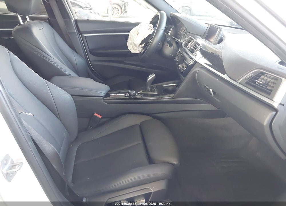 2018 BMW 330I VIN: WBA8B9G53JNV00397