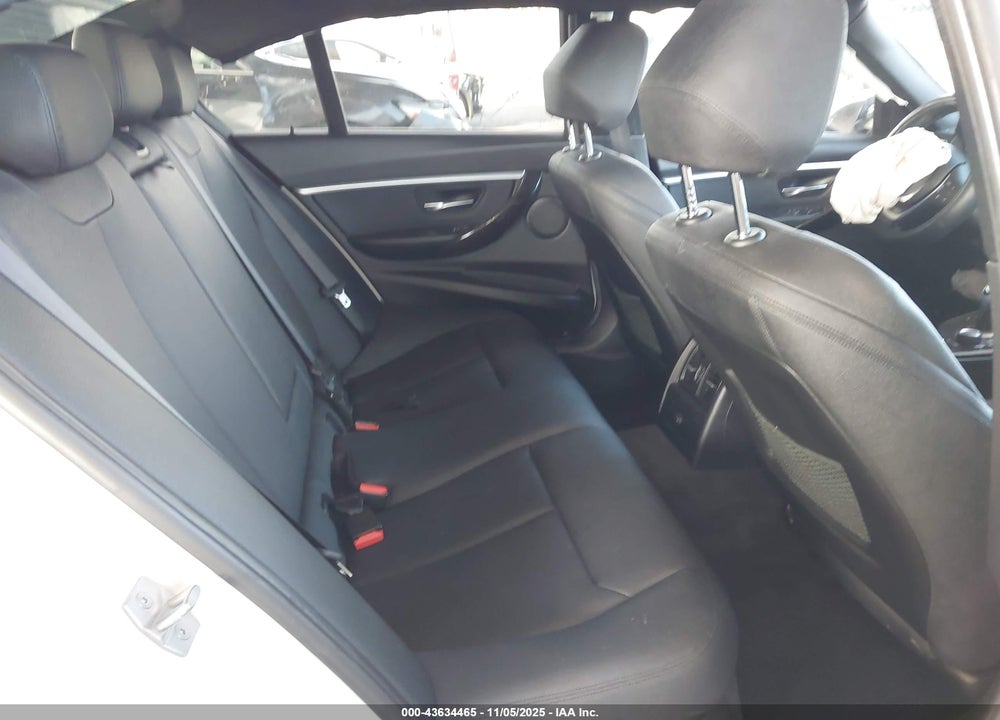 2018 BMW 330I VIN: WBA8B9G53JNV00397