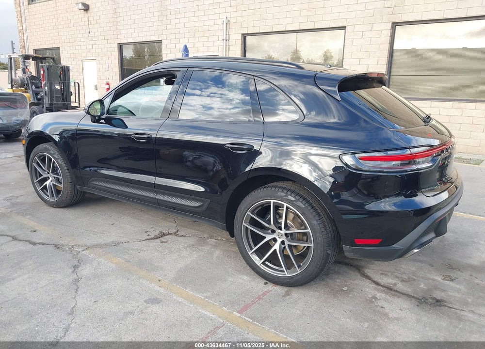 2024 PORSCHE MACAN VIN: WP1AA2A51RLB08662
