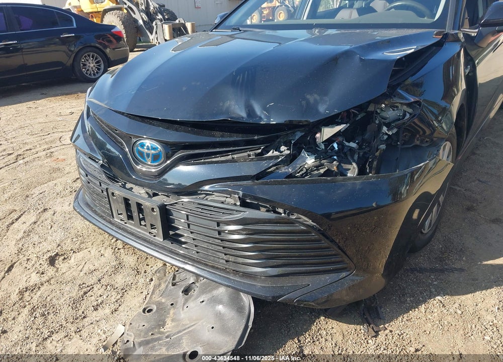 2020 TOYOTA CAMRY LE HYBRID VIN: 4T1C31AK6LU539970