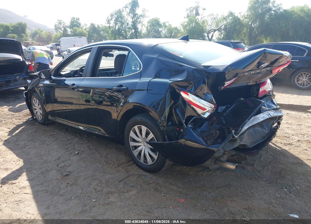 2020 TOYOTA CAMRY LE HYBRID VIN: 4T1C31AK6LU539970