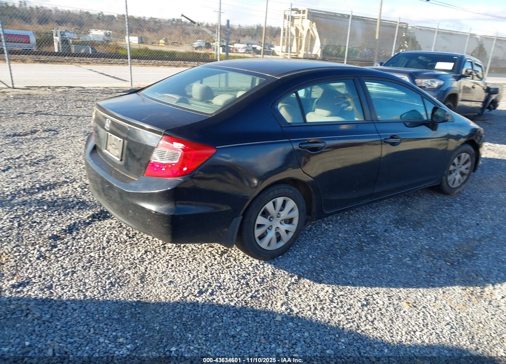 2012 HONDA CIVIC LX VIN: 2HGFB2F57CH501357