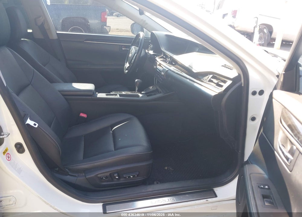 2014 LEXUS ES 350 VIN: JTHBK1GGXE2131409