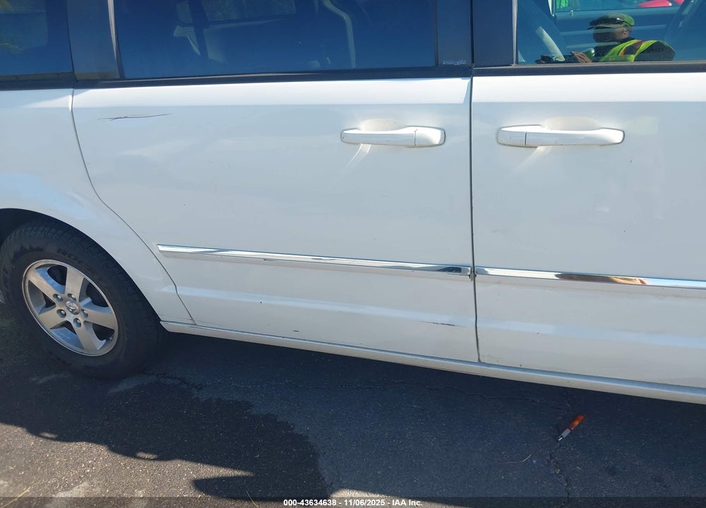 2009 DODGE GRAND CARAVAN SXT VIN: 2D8HN54149R538936