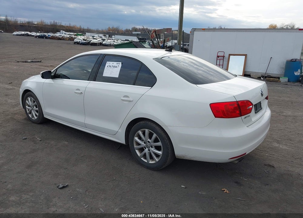 2014 VOLKSWAGEN JETTA VIN: 3VWD17AJXEM224070