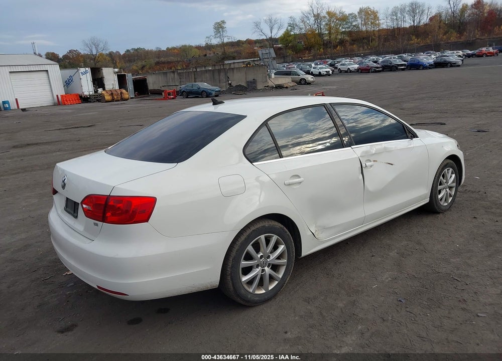 2014 VOLKSWAGEN JETTA VIN: 3VWD17AJXEM224070