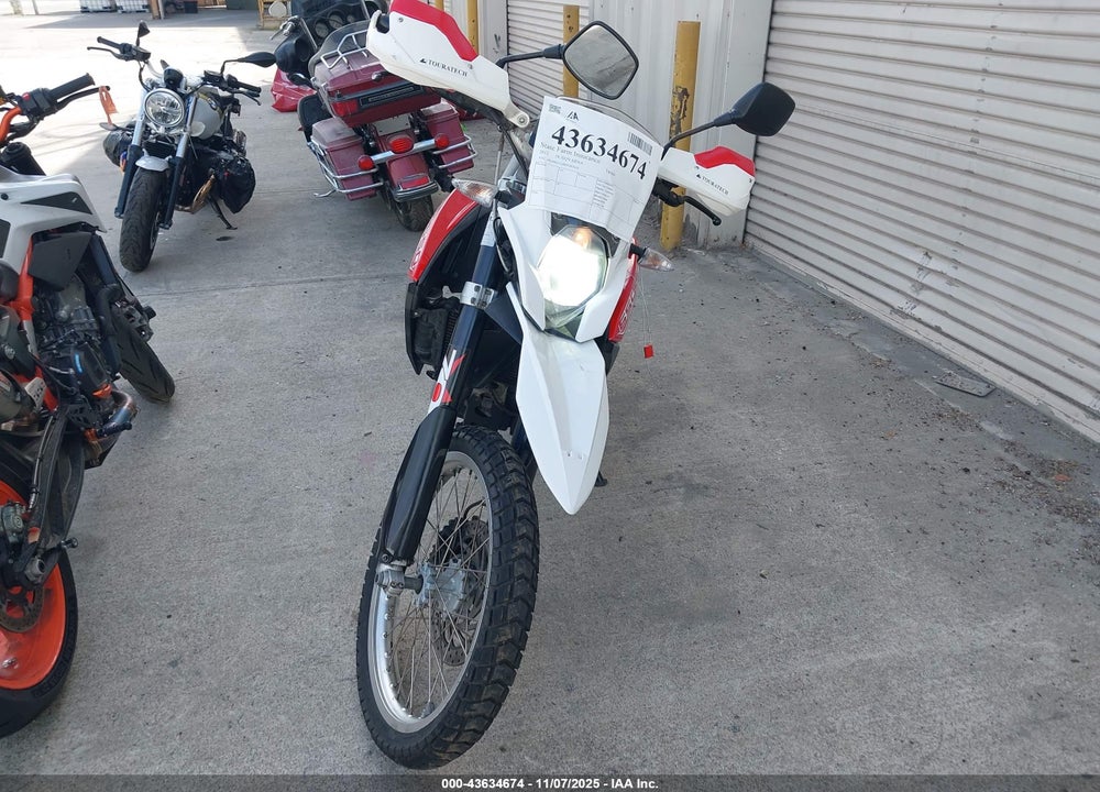 2013 HUSQVARNA TR650 STRADA VIN: ZKH0H12A8DV003416