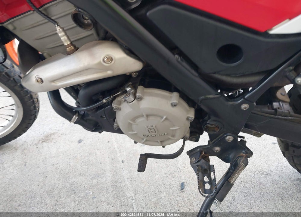 2013 HUSQVARNA TR650 STRADA VIN: ZKH0H12A8DV003416