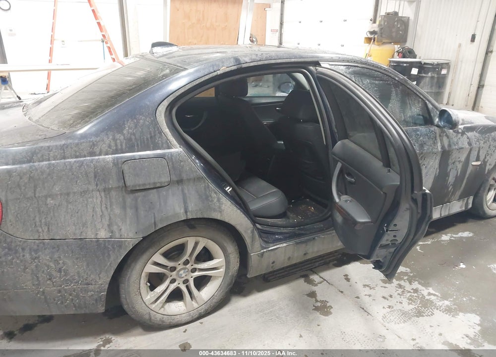 2008 BMW 328XI VIN: WBAVC93528K037699