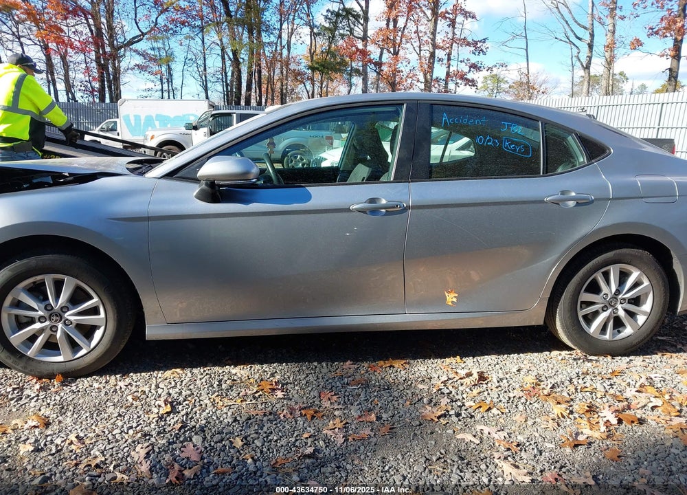 2025 TOYOTA CAMRY VIN: 4T1DBADK3SU502702