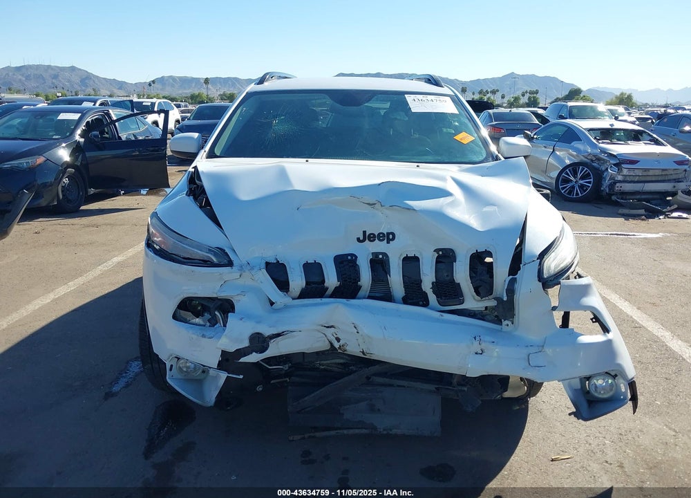 2014 JEEP CHEROKEE ALTITUDE VIN: 1C4PJLCB5EW295188