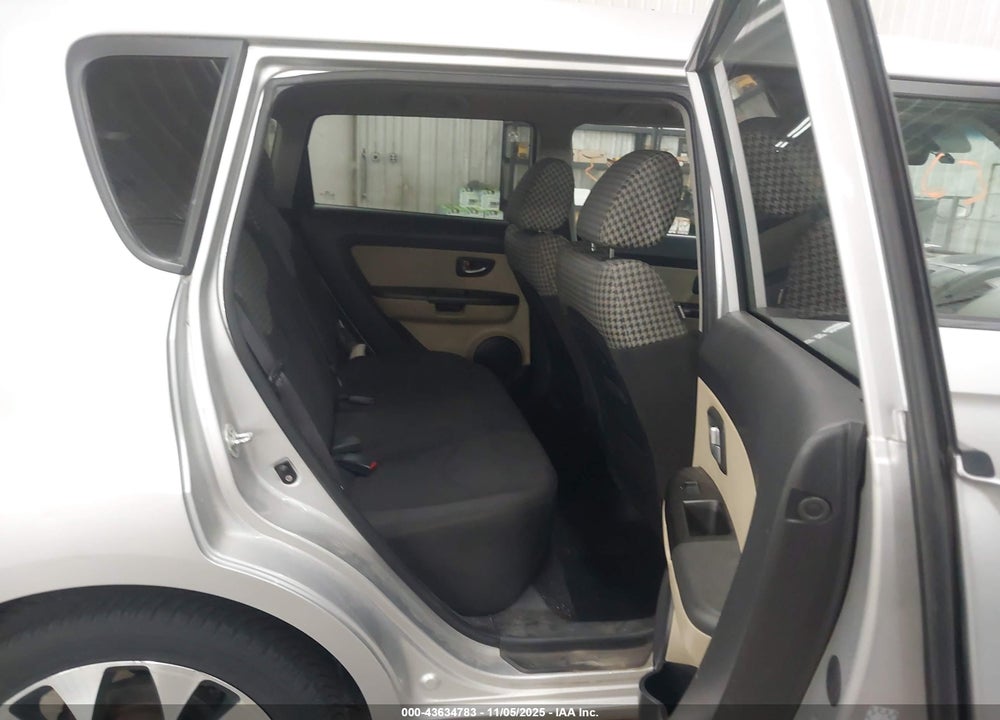 2012 KIA SOUL VIN: KNDJT2A64C7424402