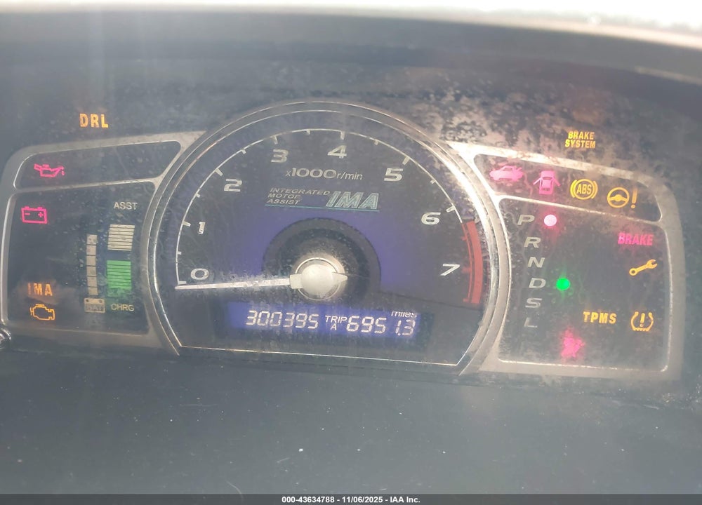 2008 HONDA CIVIC HYBRID VIN: JHMFA36278S028717