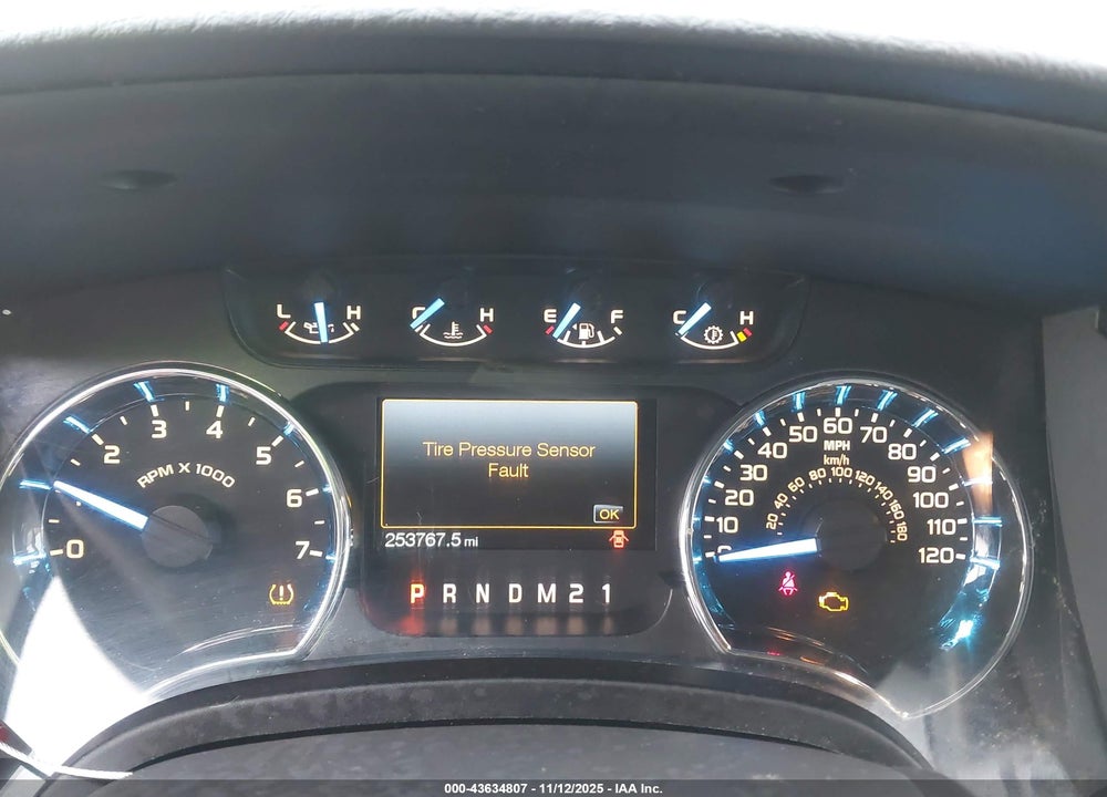 2011 FORD F-150 VIN: 1FTFW1CT6BFB13715