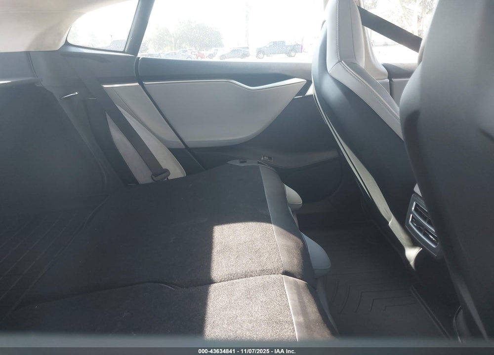 2013 TESLA MODEL S PERFORMANCE VIN: 5YJSA1DP6DFP20977