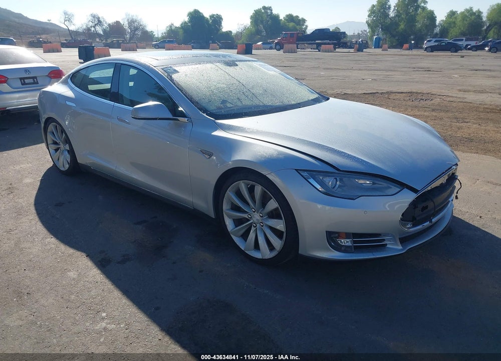 2013 TESLA MODEL S PERFORMANCE VIN: 5YJSA1DP6DFP20977