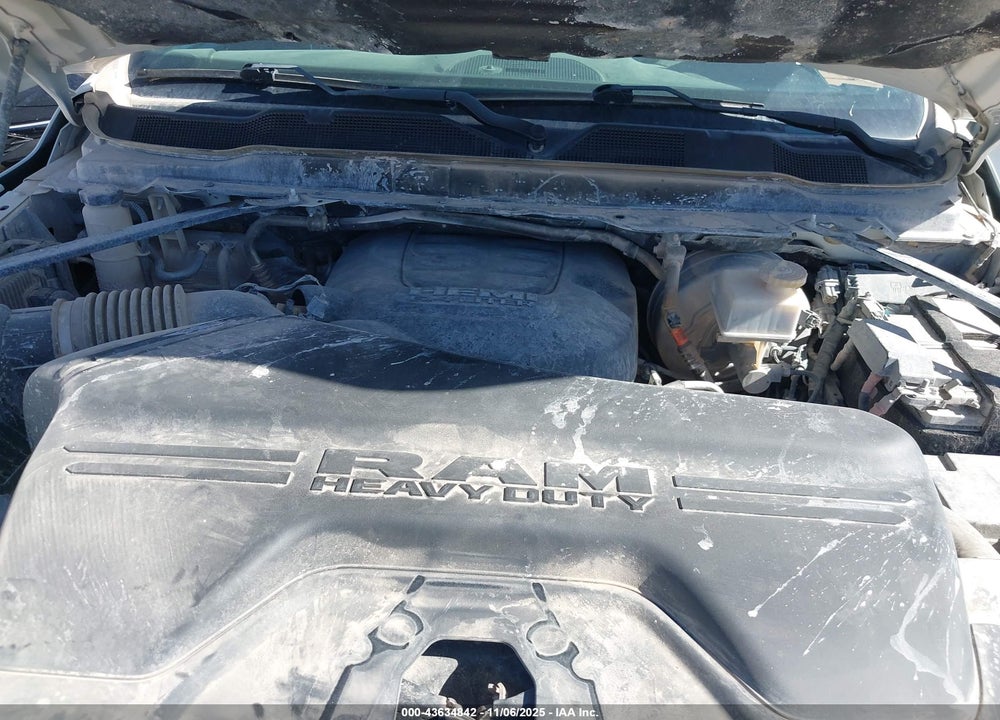2022 RAM 2500 TRADESMAN 4X4 8' BOX VIN: 3C7WR5HJ9NG273650