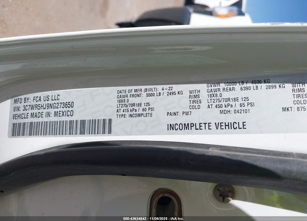 2022 RAM 2500 TRADESMAN 4X4 8' BOX VIN: 3C7WR5HJ9NG273650