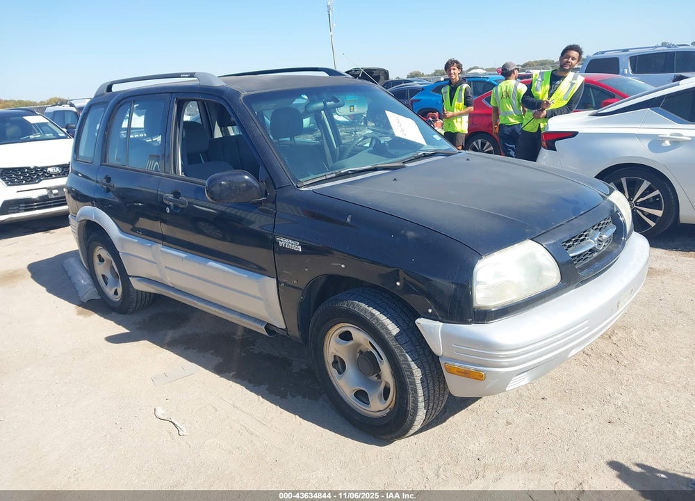 2000 SUZUKI GRAND VITARA JLS/JLS+/LIMITED VIN: JS3TE62V1Y4108854