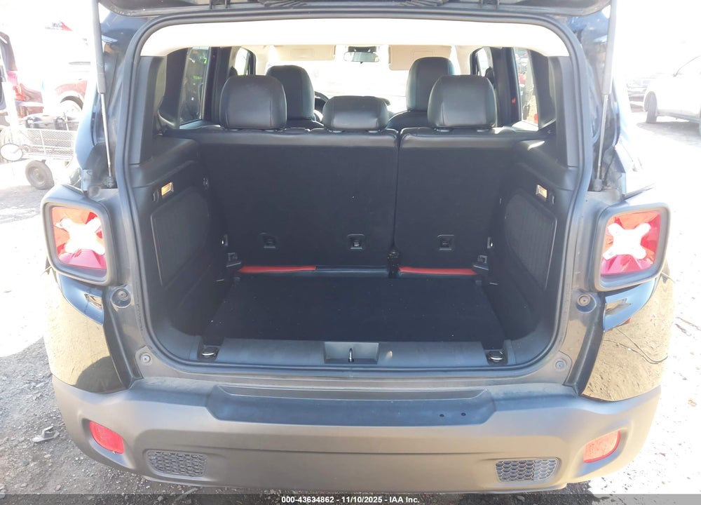 2015 JEEP RENEGADE LATITUDE VIN: ZACCJABH0FPB66182