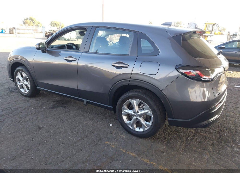 2024 HONDA HR-V 2WD LX VIN: 3CZRZ1H30RM758426