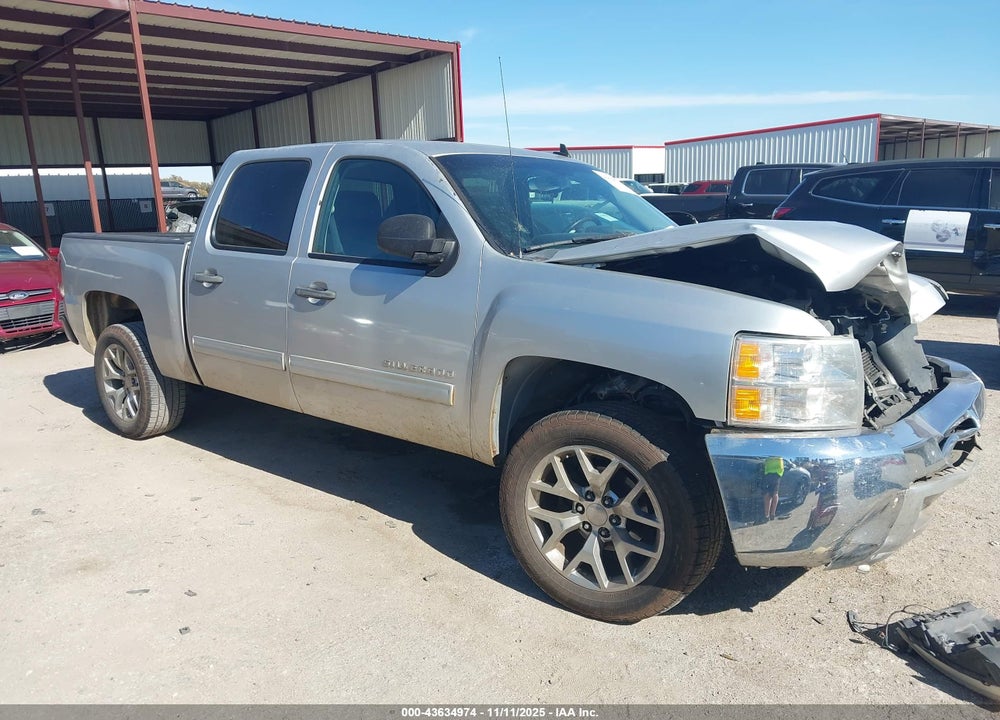 2013 CHEVROLET SILVERADO 1500 LT VIN: 3GCPCSE00DG179135