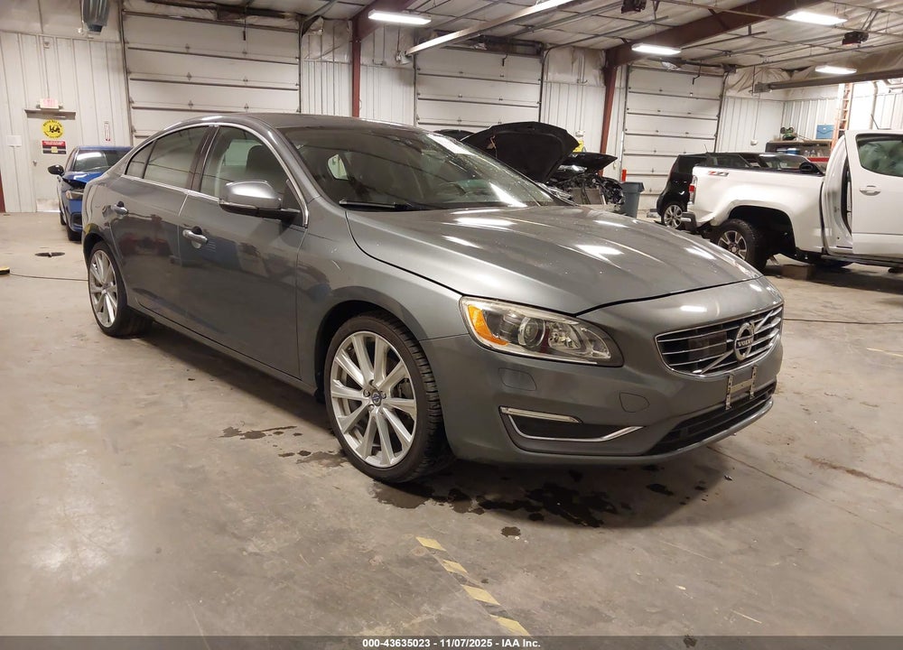 2017 VOLVO S60 INSCRIPTION T5 PLATINUM VIN: LYV402HM2HB144040