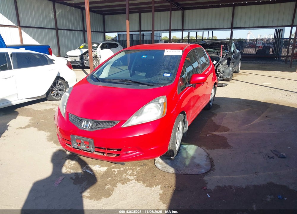 2013 HONDA FIT VIN: JHMGE8H35DC059951