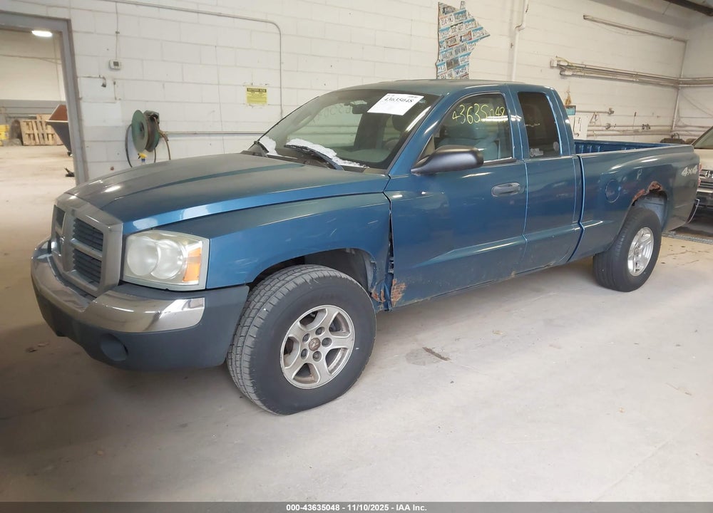 2005 DODGE DAKOTA SLT VIN: 1D7HW42KX5S195937