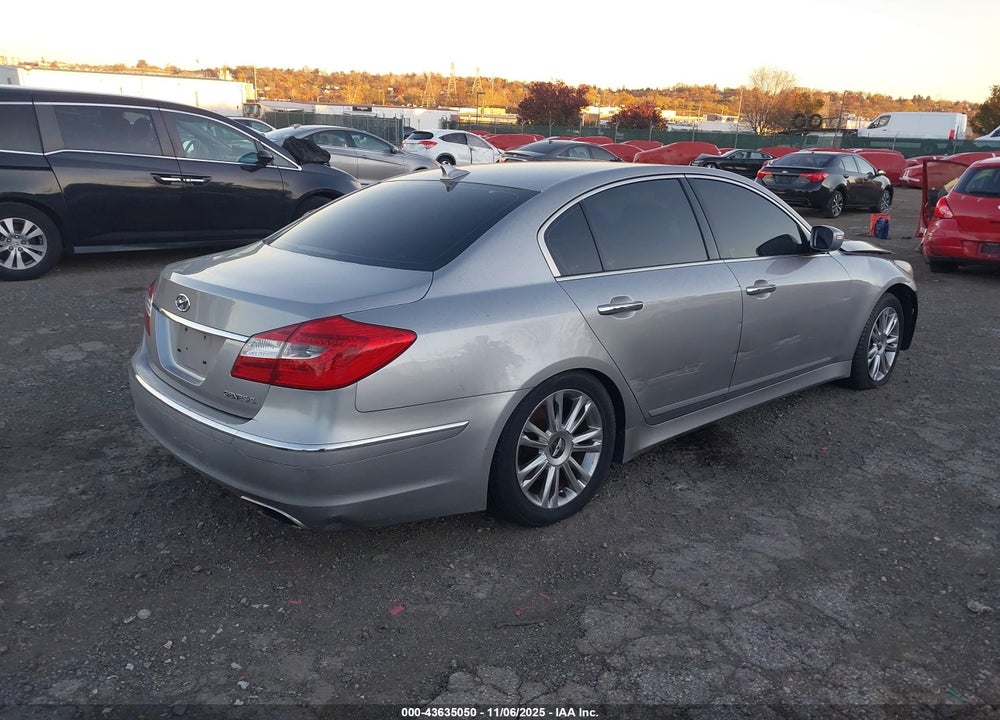 2013 HYUNDAI GENESIS 3.8 VIN: KMHGC4DD3DU230457