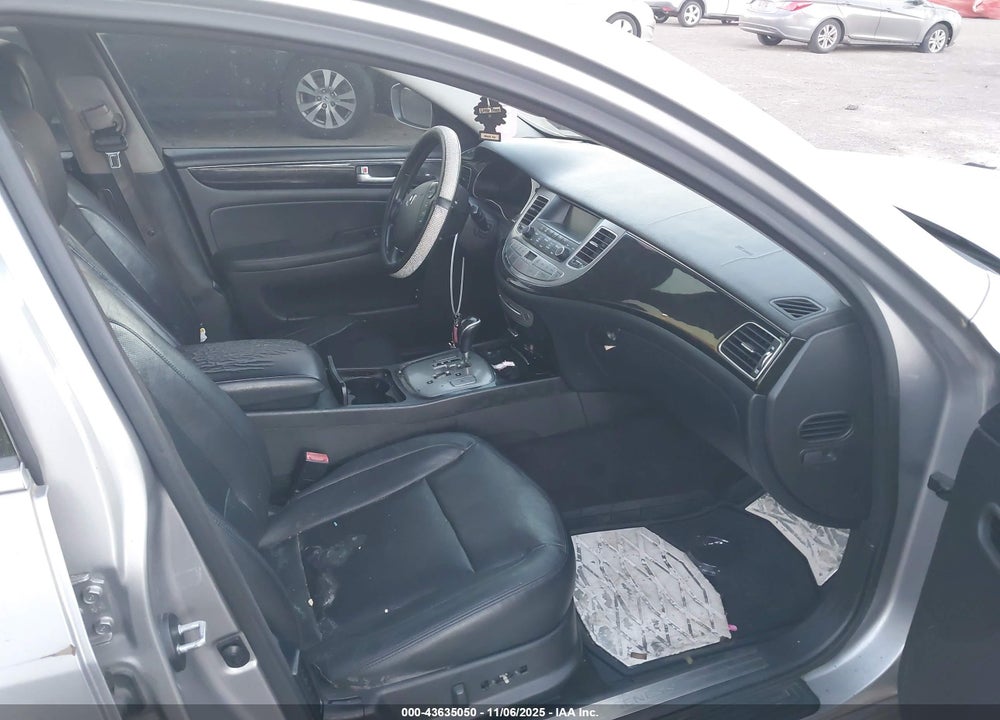 2013 HYUNDAI GENESIS 3.8 VIN: KMHGC4DD3DU230457
