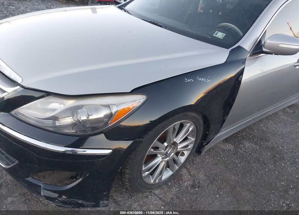 2013 HYUNDAI GENESIS 3.8 VIN: KMHGC4DD3DU230457