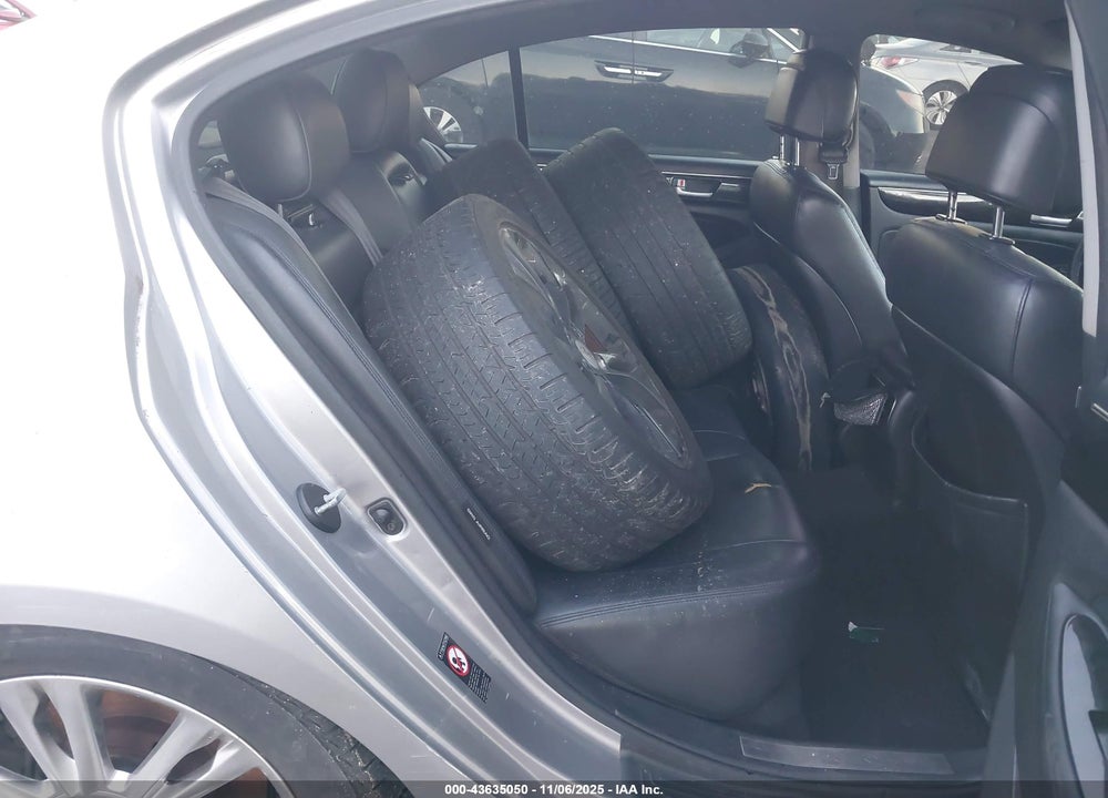 2013 HYUNDAI GENESIS 3.8 VIN: KMHGC4DD3DU230457