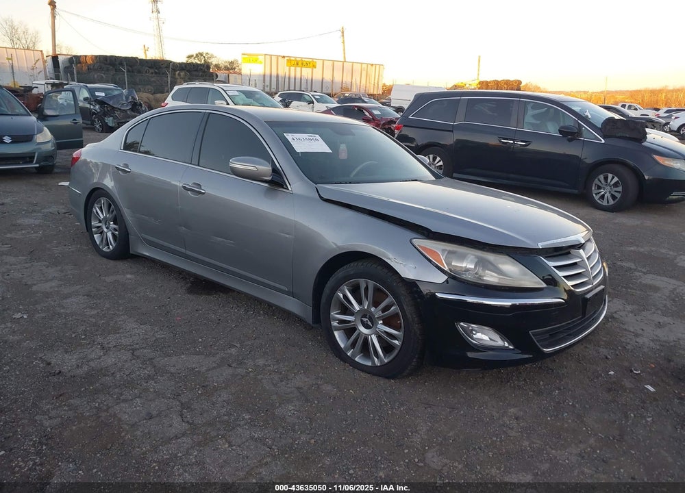2013 HYUNDAI GENESIS 3.8 VIN: KMHGC4DD3DU230457