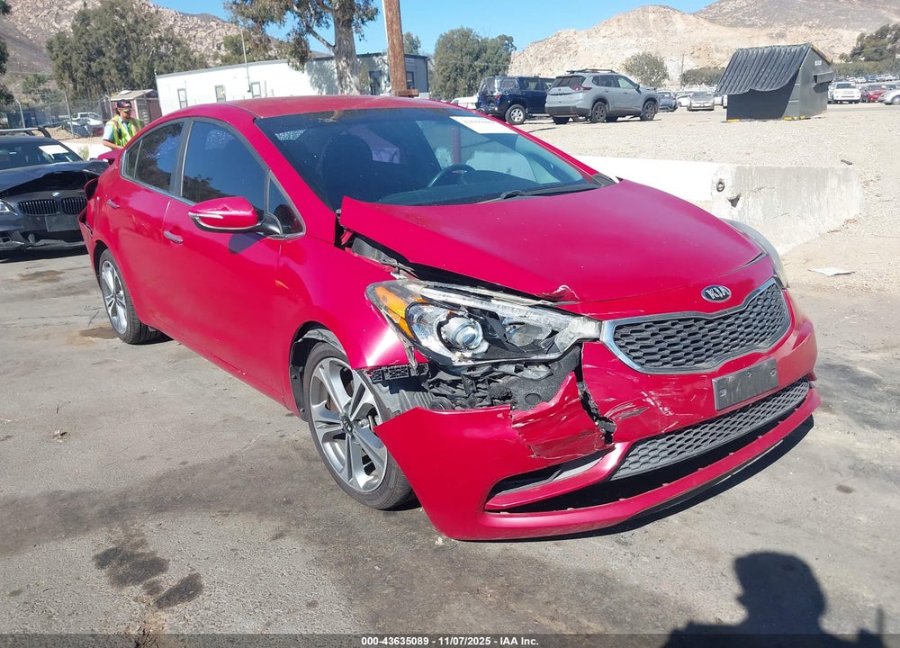 2016 KIA FORTE EX VIN: KNAFX4A8XG5613688