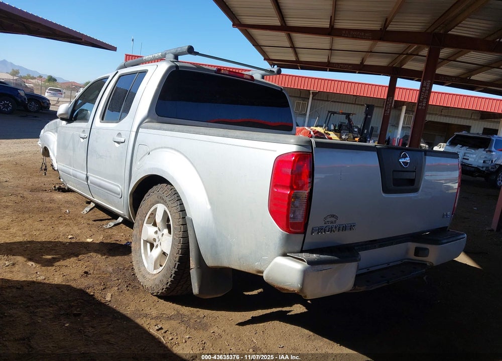 2005 NISSAN FRONTIER LE VIN: 1N6AD07U55C409664