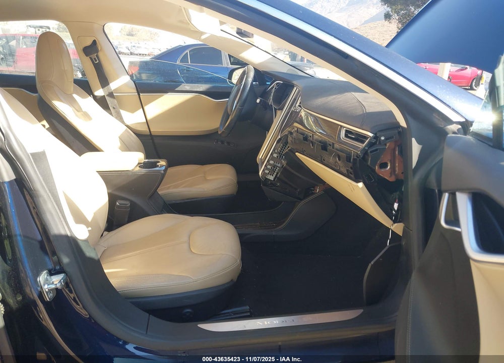 2015 TESLA MODEL S 60/70/85 VIN: 5YJSA1S1XFFP77006
